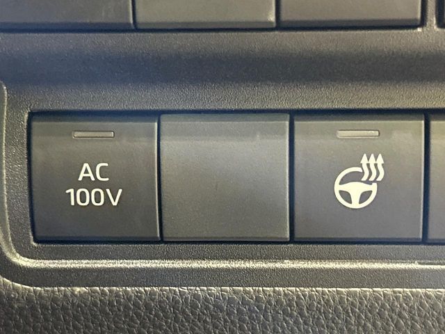 TOYOTA YARIS CROSS HYBRID 2023