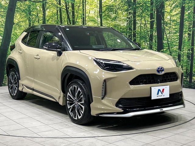 TOYOTA YARIS CROSS HYBRID 2023