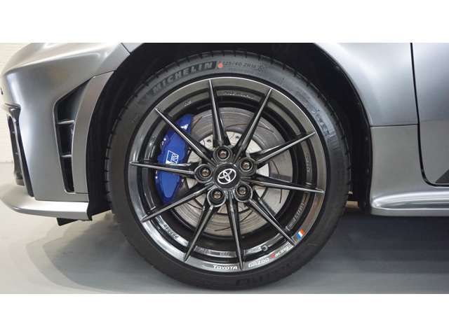 TOYOTA GR YARIS 2024