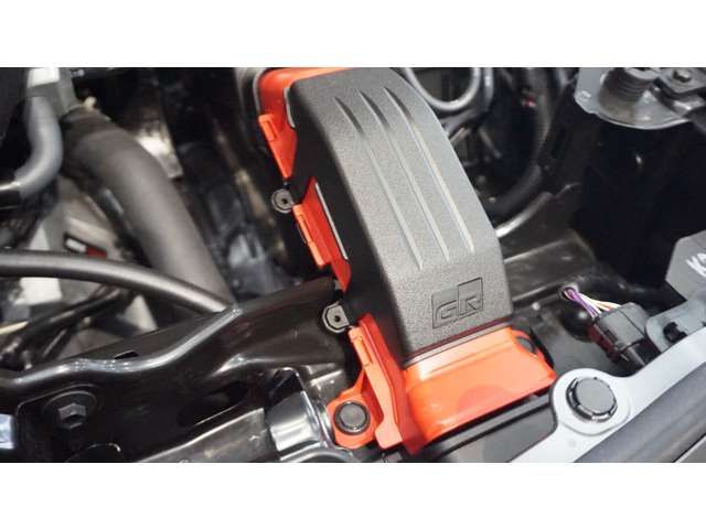 TOYOTA GR YARIS 2024