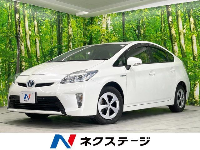TOYOTA PRIUS 2012