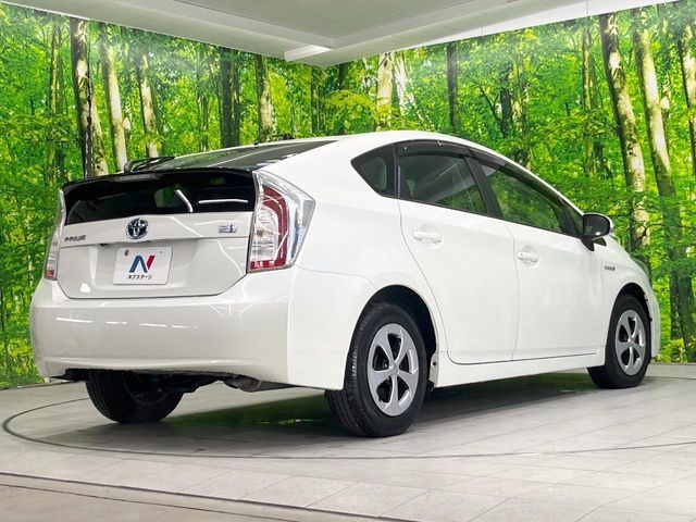 TOYOTA PRIUS 2012
