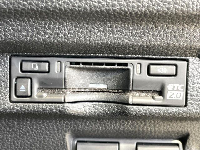 TOYOTA COROLLA CROSS HYBRID 2024