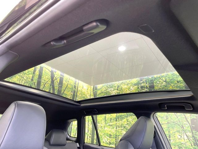 TOYOTA COROLLA CROSS HYBRID 2024