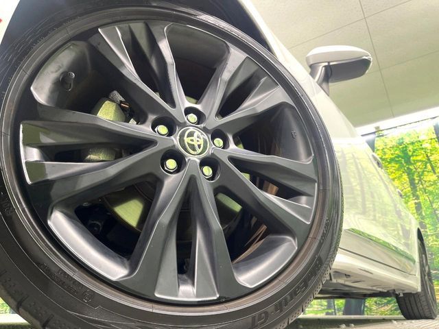 TOYOTA COROLLA TOURING HYBRID 2022