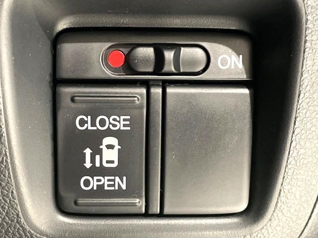 HONDA N BOX CUSTOM 2013