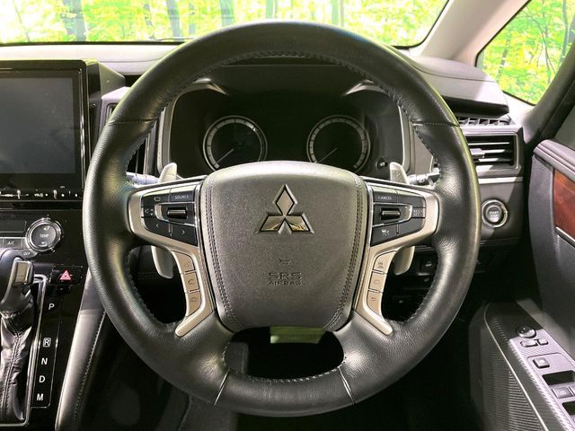 MITSUBISHI DELICA D:5 4WD 2023