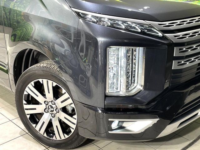 MITSUBISHI DELICA D:5 4WD 2023