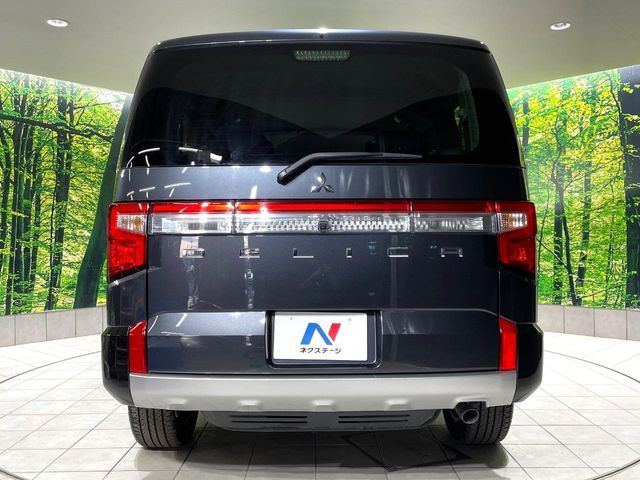 MITSUBISHI DELICA D:5 4WD 2023