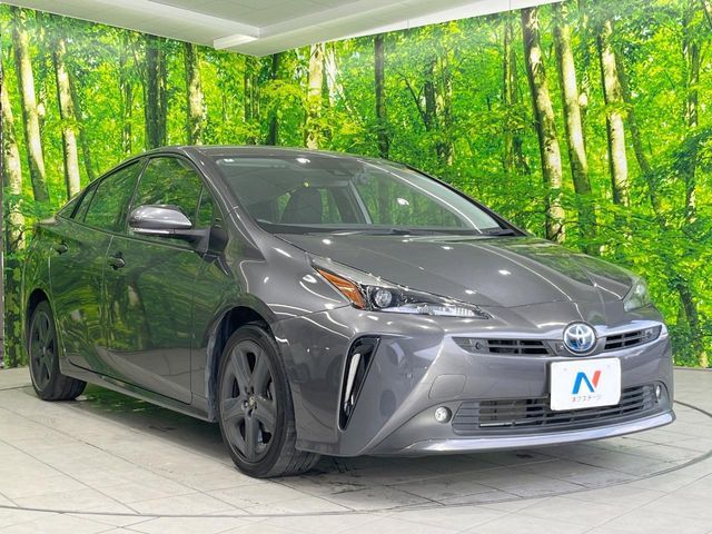 TOYOTA PRIUS 2022