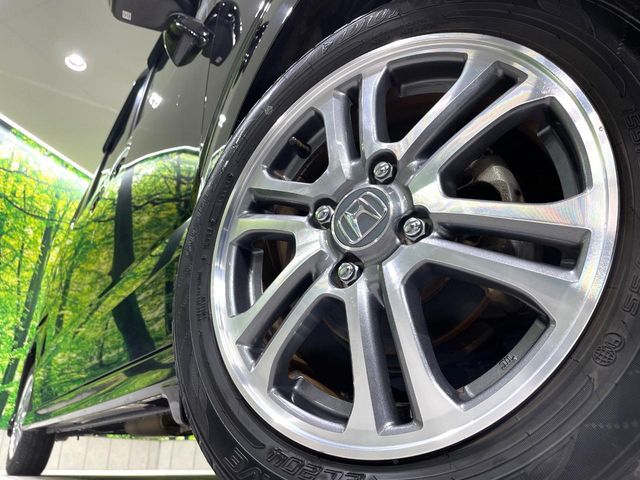 HONDA N BOX CUSTOM 2017