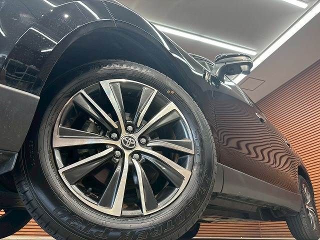 TOYOTA HARRIER 2WD 2024