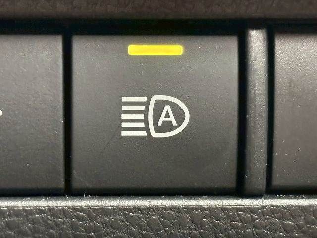 TOYOTA HARRIER 2WD 2024