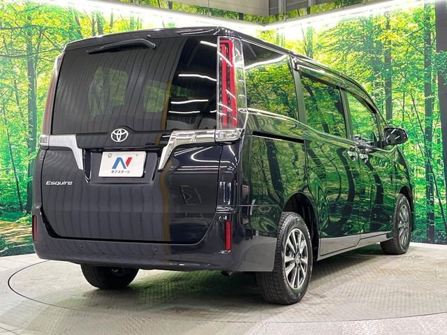 TOYOTA ESQUIRE 4WD 2019