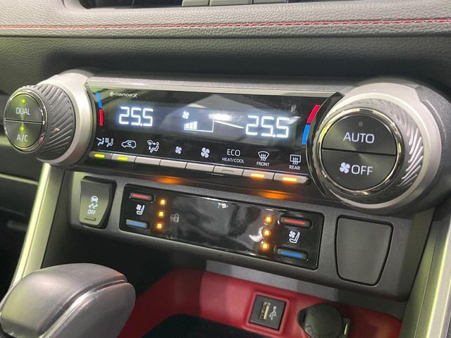 TOYOTA RAV4 4WD 2024