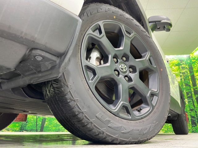 TOYOTA RAV4 4WD 2024