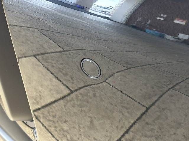 TOYOTA SIENTA HYBRID 2025