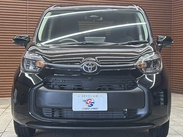 TOYOTA SIENTA HYBRID 2025