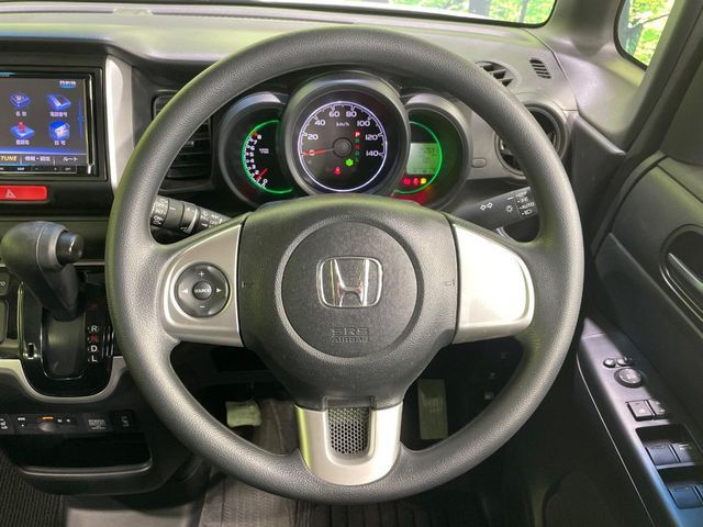 HONDA N BOX 2017