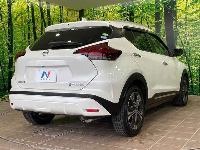 NISSAN KICKS 2020