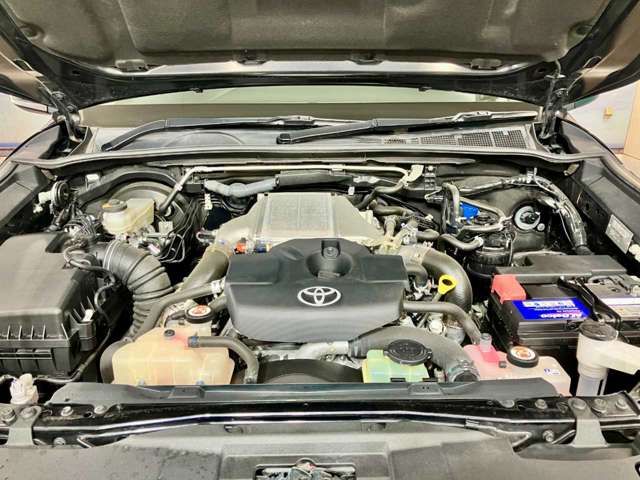 TOYOTA HILUX 4WD 2021