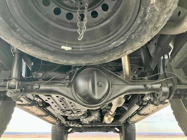 TOYOTA HILUX 4WD 2021