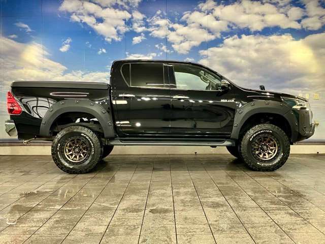 TOYOTA HILUX 4WD 2021