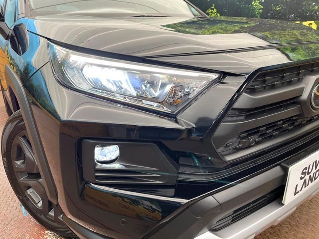 TOYOTA RAV4 4WD 2025