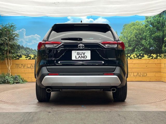 TOYOTA RAV4 4WD 2025