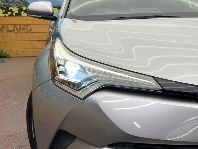 TOYOTA C-HR 2018