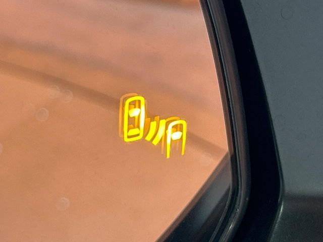 TOYOTA HARRIER 2WD 2023