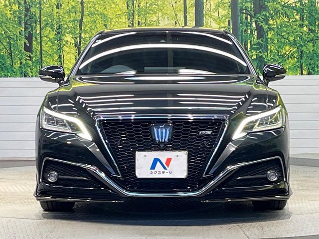 TOYOTA CROWN sedan hybrid 2022