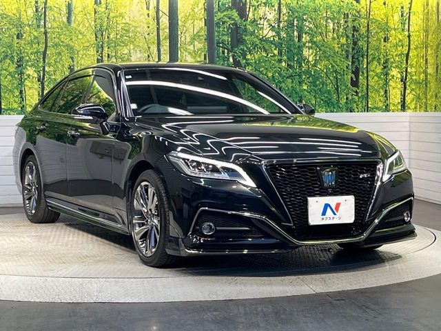 TOYOTA CROWN sedan hybrid 2022
