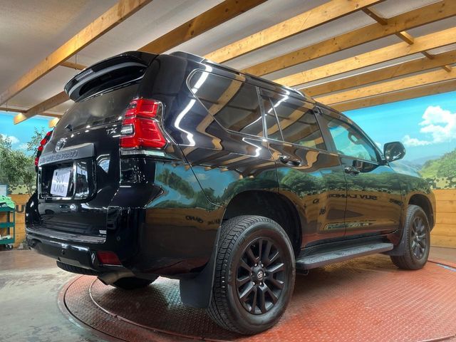 TOYOTA LANDCRUISER PRADO 2023