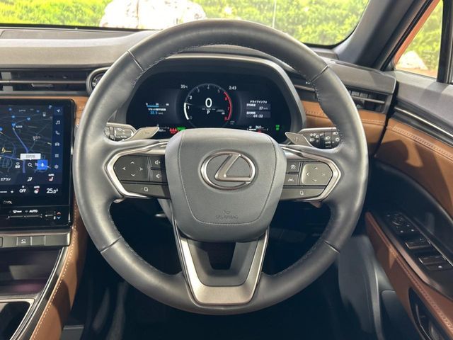 TOYOTA LEXUS LBX 2024