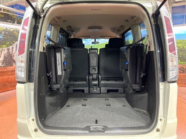 NISSAN SERENA  WG 2012