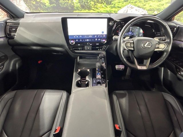 TOYOTA LEXUS NX350h 2023
