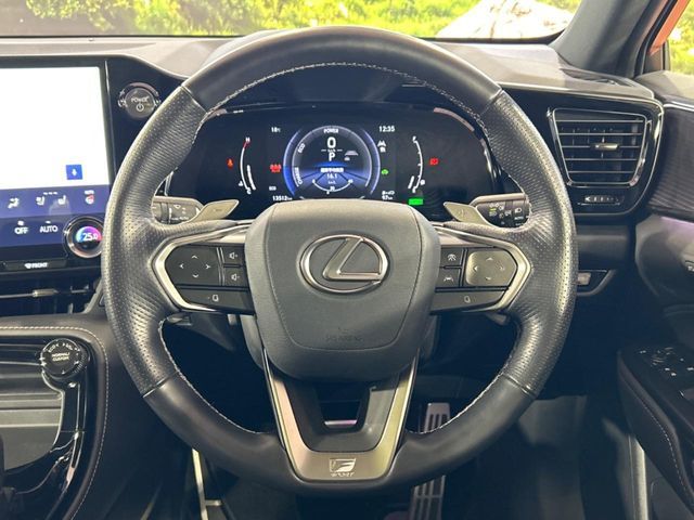 TOYOTA LEXUS NX350h 2023