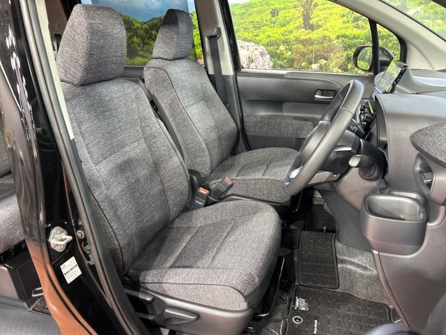 TOYOTA SIENTA HYBRID 2022