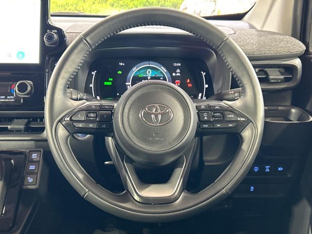 TOYOTA SIENTA HYBRID 2022