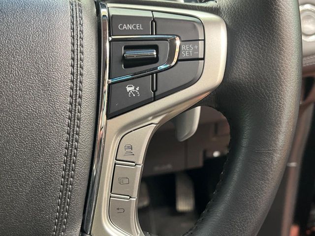 MITSUBISHI DELICA D:5 4WD 2023