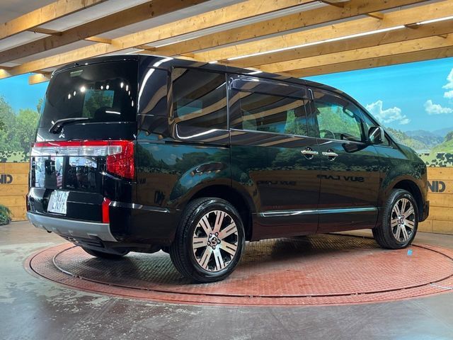 MITSUBISHI DELICA D:5 4WD 2023