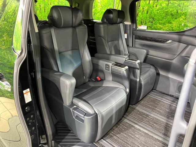 TOYOTA ALPHARD 2020