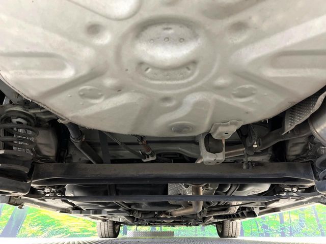 TOYOTA PRIUS Alpha 2015