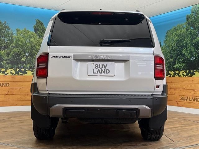 TOYOTA LANDCRUISER 250 2024