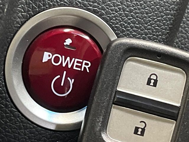 HONDA FIT HYBRID 2016