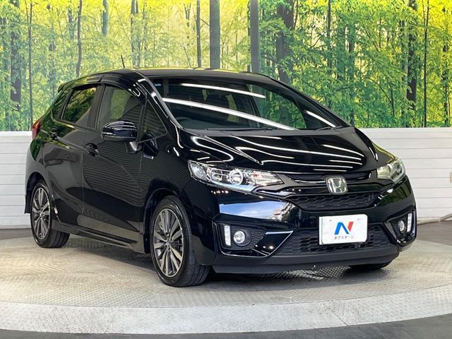 HONDA FIT HYBRID 2016