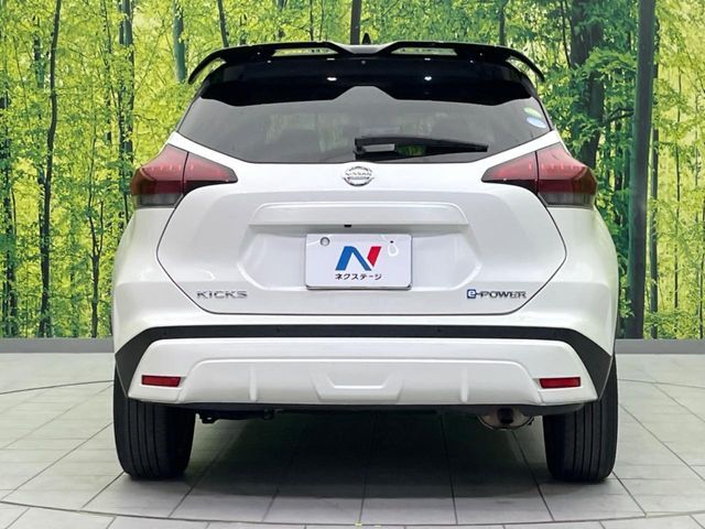 NISSAN KICKS 2021