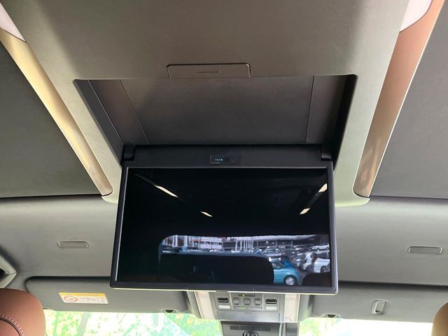 TOYOTA VELLFIRE  HYBRID 2024