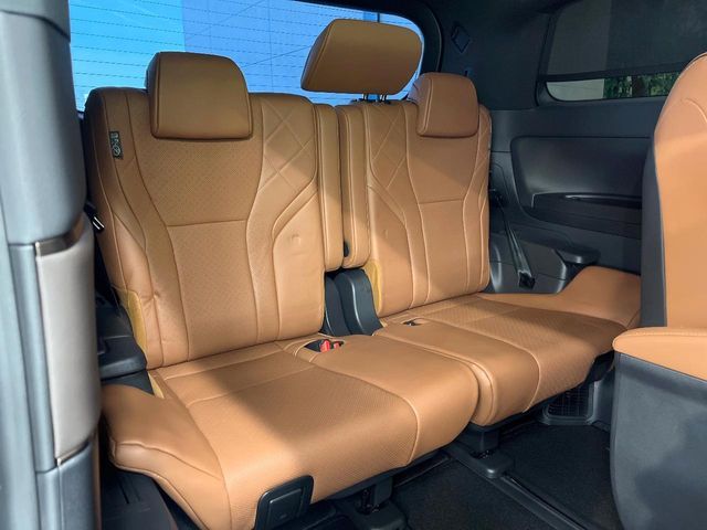 TOYOTA VELLFIRE  HYBRID 2024